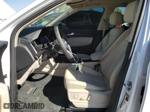 2024 Audi Q5 Premium Plus with VIN WA1BBAFY3R2040820, listed as a Copart auction lot 77135564 with 12,716 mi miles and Salvage title. Bid and sale history available at DreamBid. Image 7.