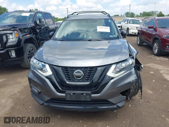 2018 Nissan Rogue SV z VIN 5N1AT2MV3JC720403, wystawiony jako IAAI lot #42287651 z przebiegiem 94 156 mil mil oraz . Historia ofert i sprzedaży dostępna na DreamBid. Obrazek 12.