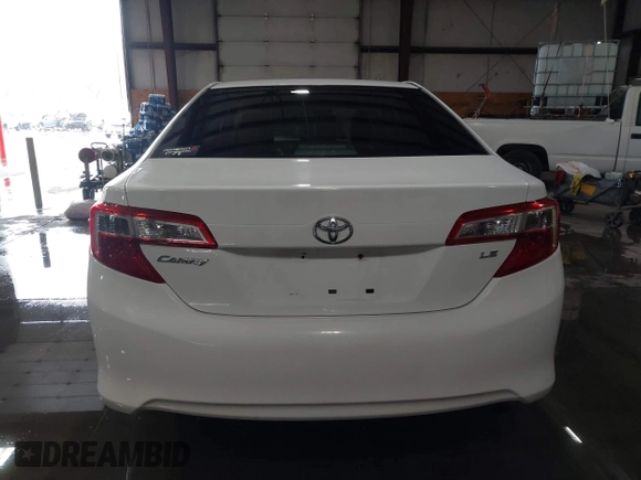 2014 Toyota Camry L with VIN 4T1BF1FKXEU306754, listed as a IAAI auction lot 41613218 with 195,692 mi miles. Bid and sale history available at carsss.com. Image 16.