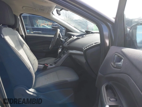2016 Ford Escape SE with VIN 1FMCU0G78GUA20032, listed as a IAAI auction lot 41853044 with 117,005 mi miles. Bid and sale history available at carsss.com. Image 5.