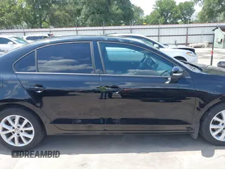 2012 Volkswagen Jetta SE with VIN 3VWDP7AJ6CM391733, listed as a IAAI auction lot 42732512 with 158,183 mi miles and . Bid and sale history available at DreamBid. Image 14.