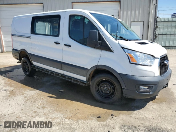 2023 Ford Transit Cargo z VIN 1FTBR1Y86PKB56878, wystawiony jako Copart lot #57893075 z przebiegiem 25 357 mil mil oraz Czysty tytuł • Clean title. Historia ofert i sprzedaży dostępna na DreamBid. Obrazek 4.