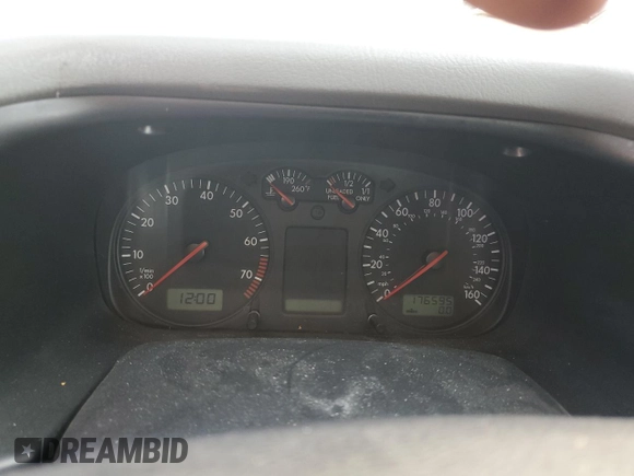 2003 Volkswagen EuroVan MV с VIN WV2MB47033H038192, выставлен на аукционе Copart как лот 67783954 с пробегом 176 595 миль миль и Списание • Salvage title. История ставок и продаж доступна на DreamBid. Изображение 9.