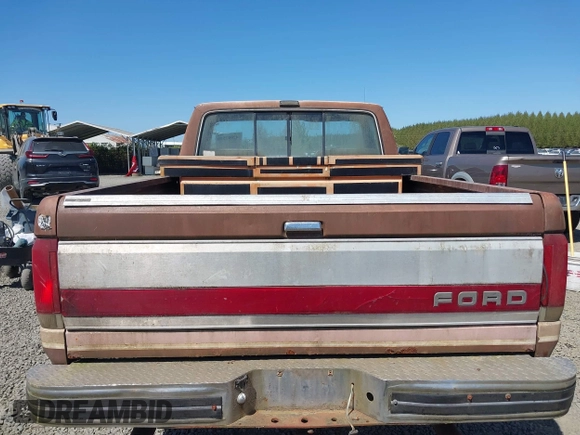 1987 Ford F-150 with VIN 1FTEF14N8HPB08224, listed as a IAAI auction lot 42047520 with 72,977 mi miles. Bid and sale history available at carsss.com. Image 8.