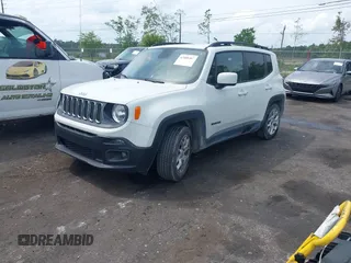 2016 Jeep Renegade Latitude z VIN ZACCJABT5GPE09252, wystawiony jako IAAI lot #42088487 z przebiegiem 45 161 mil mil oraz . Historia ofert i sprzedaży dostępna na DreamBid. Obrazek 17.
