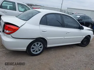 2005 Kia Rio with VIN KNADC125856400669, listed as a IAAI auction lot 41165059 with 181,338 mi miles. Bid and sale history available at carsss.com. Image 13.