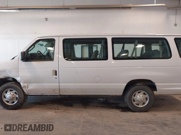 2014 Ford Econoline Passenger XL с VIN 1FBSS3BL8EDB04056, выставлен на аукционе IAAI как лот 42081622 с пробегом 221 749 миль миль и . История ставок и продаж доступна на DreamBid. Изображение 14.