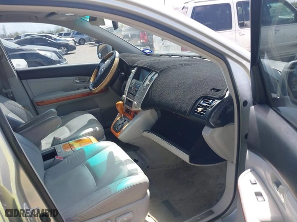 2007 Lexus RX 350 with VIN 2T2GK31U07C005528, listed as a IAAI auction lot 41832055 with 173,719 mi miles. Bid and sale history available at carsss.com. Image 5.