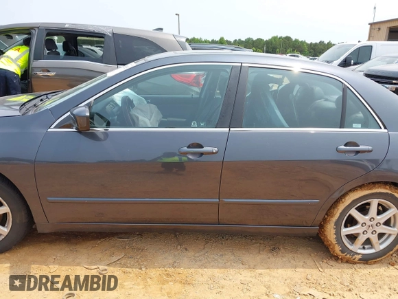 2004 Honda Accord EX z VIN 1HGCM66534A079429, wystawiony jako IAAI lot #42358525 z przebiegiem 181 927 mil mil oraz . Historia ofert i sprzedaży dostępna na DreamBid. Obrazek 13.