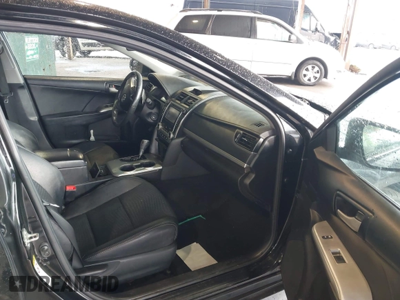2013 Toyota Camry L with VIN 4T1BF1FK8DU214234, listed as a IAAI auction lot 41976929 with 141,242 mi miles. Bid and sale history available at carsss.com. Image 5.