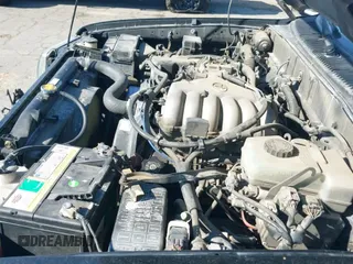 2001 Toyota 4Runner SR5 z VIN JT3GN86R610188145, wystawiony jako IAAI lot #42396053 z przebiegiem 267 460 mil mil oraz . Historia ofert i sprzedaży dostępna na DreamBid. Obrazek 17.