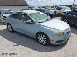 2011 Chevrolet Cruze LS with VIN 1G1PC5SH5B7275520, listed as a IAAI auction lot 41681541 with 118,639 mi miles. Bid and sale history available at carsss.com. Image 1.