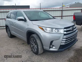 2017 Toyota Highlander XLE with VIN 5TDJZRFH6HS509725, listed as a IAAI auction lot 42677602 with 120,311 mi miles and . Bid and sale history available at DreamBid. Image 1.