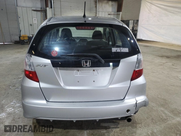2012 Honda Fit с VIN JHMGE8H32CS008797, выставлен на аукционе Copart как лот 56726005 с пробегом 161 655 миль миль и Списание • Salvage title. История ставок и продаж доступна на DreamBid. Изображение 6.
