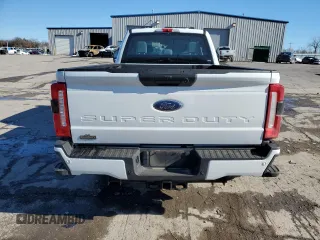2024 Ford Super Duty F-250 SRW XL with VIN 1FT8W2BA6RED50333, listed as a Copart auction lot 88048865 with 19,521 mi miles and Salvage Title. Bid and sale history available at carsss.com. Image 6.