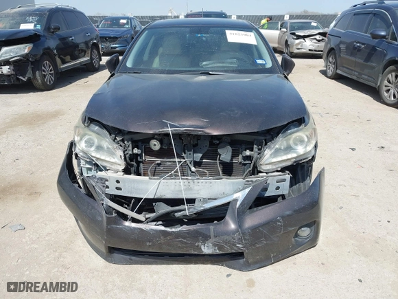 2013 Lexus CT 200h Hybrid with VIN JTHKD5BH4D2124262, listed as a IAAI auction lot 41823904 with 114,755 mi miles. Bid and sale history available at carsss.com. Image 6.