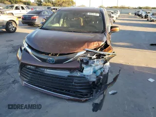 2022 Toyota Sienna XLE с VIN 5TDYRKEC6NS094932, выставлен на аукционе Copart как лот 80919154 с пробегом 40 915 миль миль и Списание • Salvage title. История ставок и продаж доступна на DreamBid. Изображение 5.