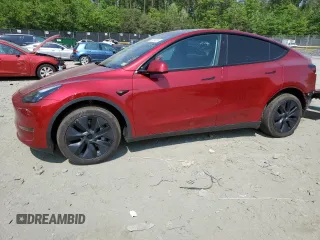 2024 Tesla Model Y Long Range с VIN 7SAYGDEE2RF197362, выставлен на аукционе Copart как лот 55239325 с пробегом 10 943 миль миль и Списание • Salvage title. История ставок и продаж доступна на DreamBid. Изображение 1.