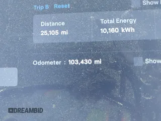 2016 Tesla Model X 70D with VIN 5YJXCBE22GF017499, listed as a IAAI auction lot 42192962 with 103,430 mi miles and . Bid and sale history available at DreamBid. Image 7.