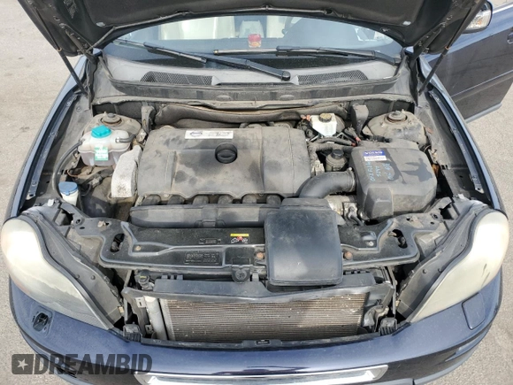 2011 Volvo XC90 I6 with VIN YV4952CZXB1576901, listed as a Copart auction lot 54744375 with 188,635 mi miles and Clean Title. Bid and sale history available at DreamBid. Image 12.