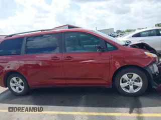 2015 Toyota Sienna LE AAS with VIN 5TDKK3DC7FS685452, listed as a IAAI auction lot 41942789 with 194,163 mi miles. Bid and sale history available at carsss.com. Image 13.