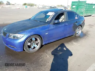 2006 BMW 3 Series 325i with VIN WBAVB17586NK34340, listed as a IAAI auction lot 41380590 with Not Provided miles. Bid and sale history available at carsss.com. Image 2.