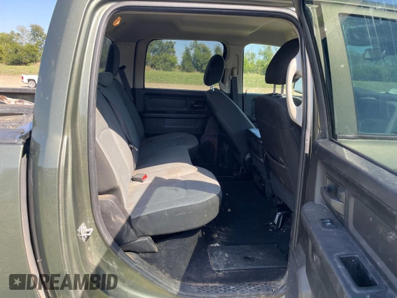 2021 Ram 1500 Tradesman z VIN 1C6RR6KG6MS549410, wystawiony jako Copart lot #74827904 z przebiegiem 122 172 mil mil oraz Czysty tytuł • Clean title. Historia ofert i sprzedaży dostępna na DreamBid. Obrazek 6.