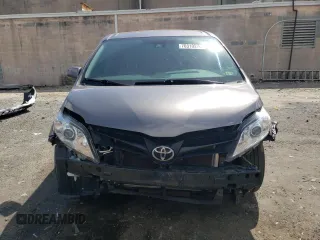 2019 Toyota Sienna L with VIN 5TDZZ3DC8KS006907, listed as a Copart auction lot 70310274 with 73,234 mi miles and Salvage Title. Bid and sale history available at carsss.com. Image 5.