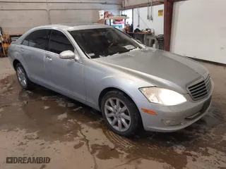 2007 Mercedes-Benz S-Class 5.5L V8 with VIN WDDNG86X87A134270, listed as a IAAI auction lot 41345487 with 168,965 mi miles. Bid and sale history available at carsss.com. Image 1.