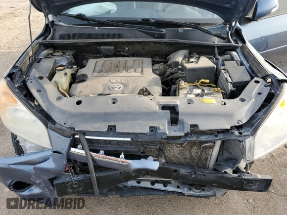 2011 Toyota RAV4 Limited with VIN 2T3DK4DV6BW058430, listed as a Copart auction lot 60070815 with 266,647 mi miles and Clean title. Bid and sale history available at DreamBid. Image 12.
