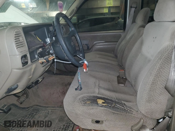 1998 Chevrolet Silverado 1500 with VIN 1GCEK14R7WZ176742, listed as a Copart auction lot 88497035 with 224,223 mi miles and Salvage Title. Bid and sale history available at DreamBid. Image 7.