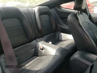 2015 Ford Mustang EcoBoost z VIN 1FA6P8TH9F5385193, wystawiony jako Copart lot #51716725 z przebiegiem 111 448 mil mil oraz Szkoda całkowita • Salvage title. Historia ofert i sprzedaży dostępna na DreamBid. Obrazek 10.