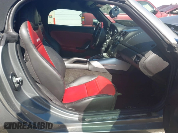 2007 Saturn Sky Red Line with VIN 1G8MG35X67Y127720, listed as a IAAI auction lot 42052797 with 46,931 mi miles and . Bid and sale history available at DreamBid. Image 5.