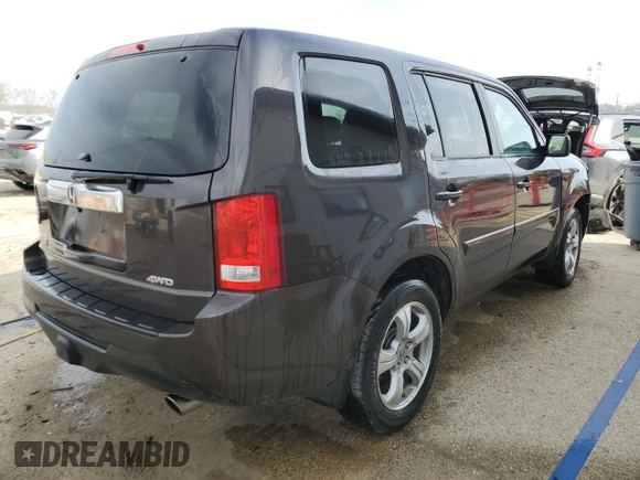 2015 Honda Pilot EX-L with VIN 5FNYF4H57FB010897, listed as a Copart auction lot 49316705 with 186,811 mi miles and Salvage Title. Bid and sale history available at carsss.com. Image 3.