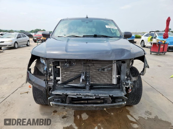 2022 Ford Expedition Max XLT z VIN 1FMJK1HT8NEA62920, wystawiony jako Copart lot #57080095 z przebiegiem 25 632 mil mil oraz Szkoda całkowita • Salvage title. Historia ofert i sprzedaży dostępna na DreamBid. Obrazek 5.
