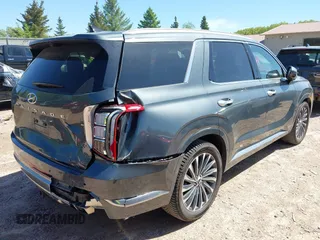 2023 Hyundai Palisade Calligraphy с VIN KM8R7DGE1PU502462, выставлен на аукционе IAAI как лот 42282103 с пробегом 69 487 миль миль и . История ставок и продаж доступна на DreamBid. Изображение 4.