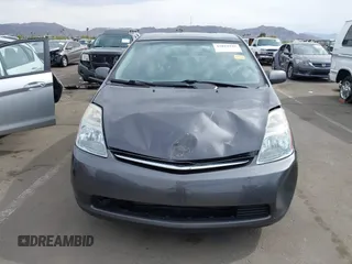 2006 Toyota Prius with VIN JTDKB20U263198282, listed as a IAAI auction lot 42019145 with 96,933 mi miles. Bid and sale history available at carsss.com. Image 6.
