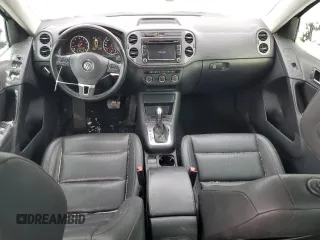 2013 Volkswagen Tiguan Trendline с VIN WVGJV7AX0DW545544, выставлен на аукционе Copart как лот 88882515 с пробегом 200 543 миль миль и Чистый • Clean title. История ставок и продаж доступна на DreamBid. Изображение 8.