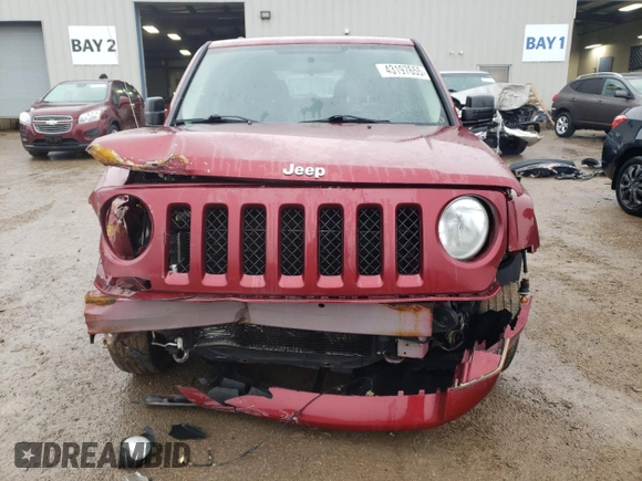 2014 Jeep Patriot Altitude with VIN 1C4NJPBA7ED512632, listed as a Copart auction lot 43197655 with 163,440 mi miles and Salvage Title. Bid and sale history available at DreamBid. Image 5.