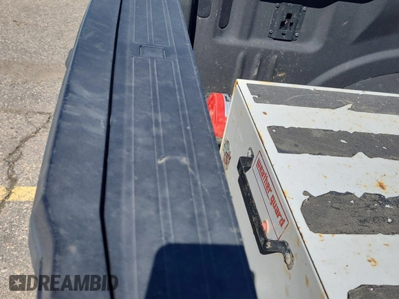 2017 Ford F-250 XLT with VIN 1FTBF2B61HEE65986, listed as a IAAI auction lot 42730673 with 60,739 mi miles and . Bid and sale history available at DreamBid. Image 13.