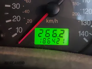 2005 Ford Focus S с VIN 3FAFP37NX5R109507, выставлен на аукционе IAAI как лот 42107599 с пробегом 186 421 миль миль и . История ставок и продаж доступна на DreamBid. Изображение 15.