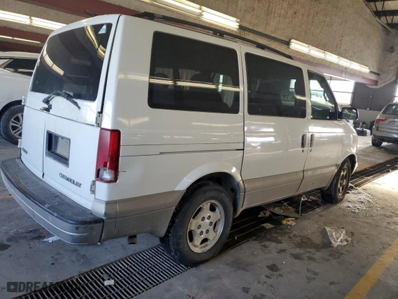 2004 Chevrolet Astro Passenger with VIN 1GNDM19X44B103760, listed as a Copart auction lot 45551785 with 194,936 mi miles and Salvage Title. Bid and sale history available at carsss.com. Image 3.