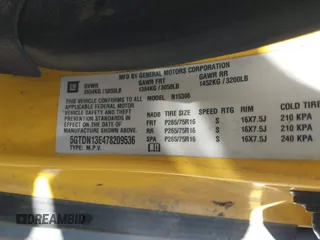 2007 Hummer H3 SUV with VIN 5GTDN13E478209536, listed as a IAAI auction lot 42030088 with 180,743 mi miles. Bid and sale history available at carsss.com. Image 9.
