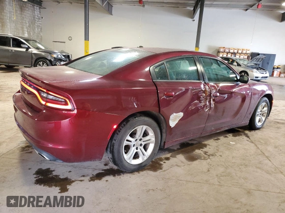 2020 Dodge Charger SXT z VIN 2C3CDXBG8LH156103, wystawiony jako Copart lot #53709475 z przebiegiem 76 917 mil mil oraz Szkoda całkowita • Salvage title. Historia ofert i sprzedaży dostępna na DreamBid. Obrazek 3.