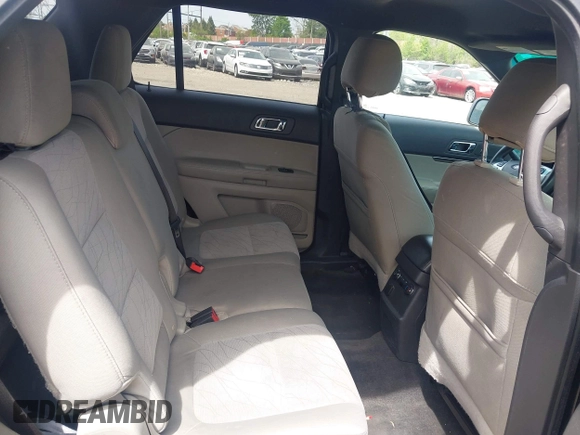 2013 Ford Explorer with VIN 1FM5K8B88DGA09975, listed as a IAAI auction lot 42127412 with 184,862 mi miles and . Bid and sale history available at carsss.com. Image 8.