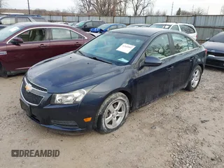 2014 Chevrolet Cruze 1LT with VIN 1G1PC5SB7E7460779, listed as a IAAI auction lot 41910952 with 76,539 mi miles and . Bid and sale history available at DreamBid. Image 17.