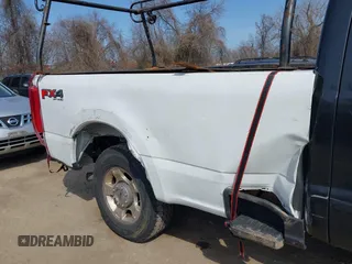 2011 Ford F-250 XL with VIN 1FT7X2B61BEA33568, listed as a IAAI auction lot 41692557 with 177,689 mi miles and . Bid and sale history available at DreamBid. Image 17.