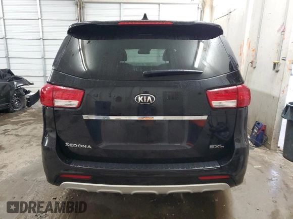 2017 Kia Sedona SX-L with VIN KNDME5C10H6271931, listed as a Copart auction lot 73215284 with 87,389 mi miles and Salvage Title. Bid and sale history available at carsss.com. Image 6.