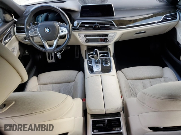 2018 BMW 7 Series 740i with VIN WBA7E2C55JG742869, listed as a Copart auction lot 52317095 with 0 mi miles and Salvage Title. Bid and sale history available at carsss.com. Image 8.