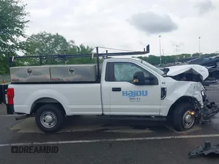 2022 Ford F-250 XL с VIN 1FTBF2A66NEG45011, выставлен на аукционе IAAI как лот 42244779 с пробегом 64 524 миль миль и . История ставок и продаж доступна на DreamBid. Изображение 13.